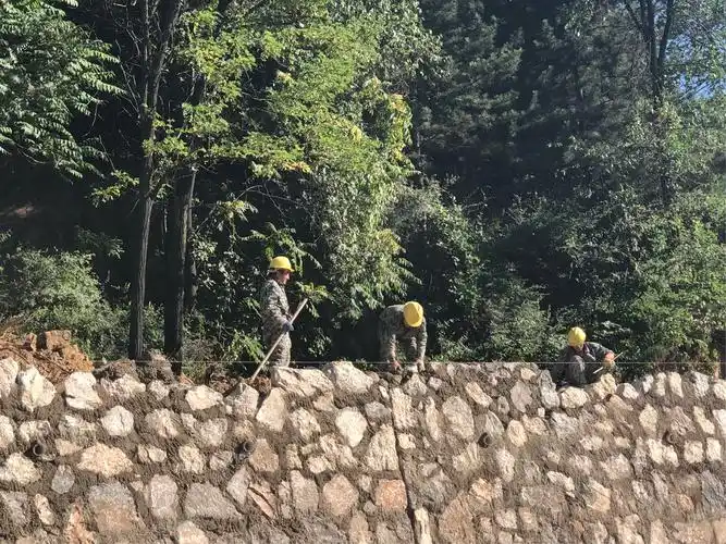 砌毛石挡土墙,回填土