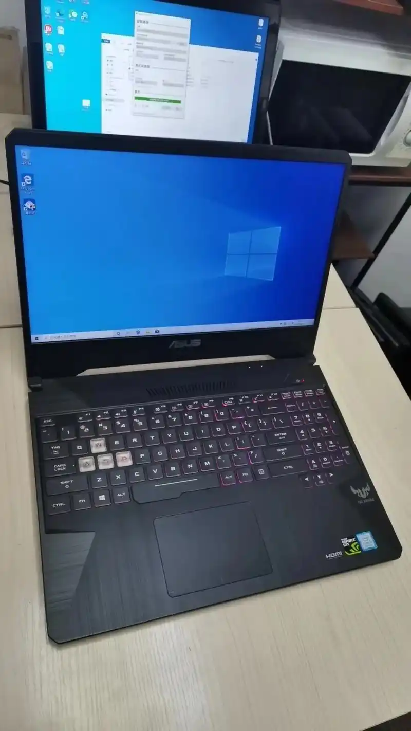 华硕飞行堡垒游戏本. fx95 i7 9 - 抖音