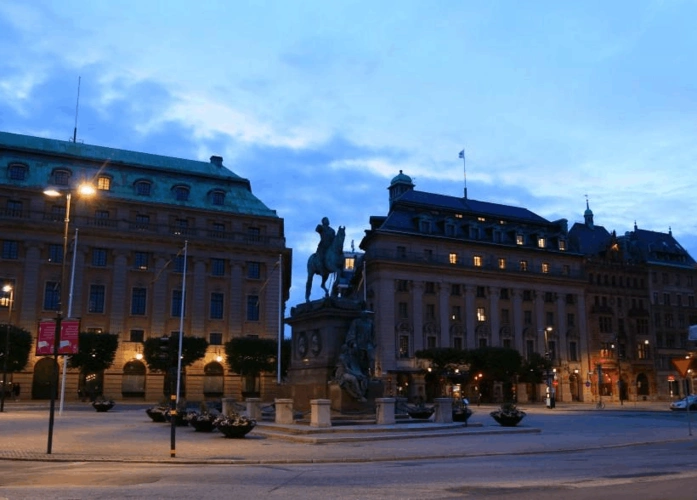 瑞典于默奥大学入学要求