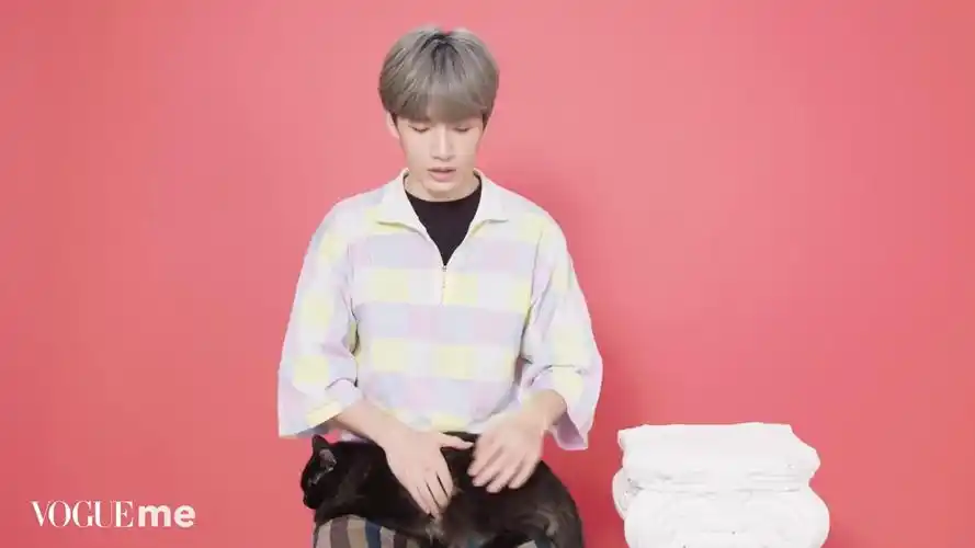 【张颜齐/杂志】vogueme20年二月刊内页拍摄花絮 小齐和七哥祝大家