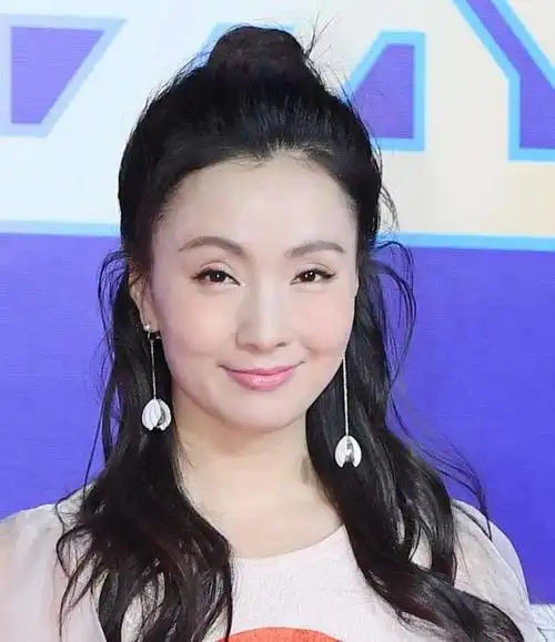 息影10年后复出, 46岁的陶虹颜值演技双在线