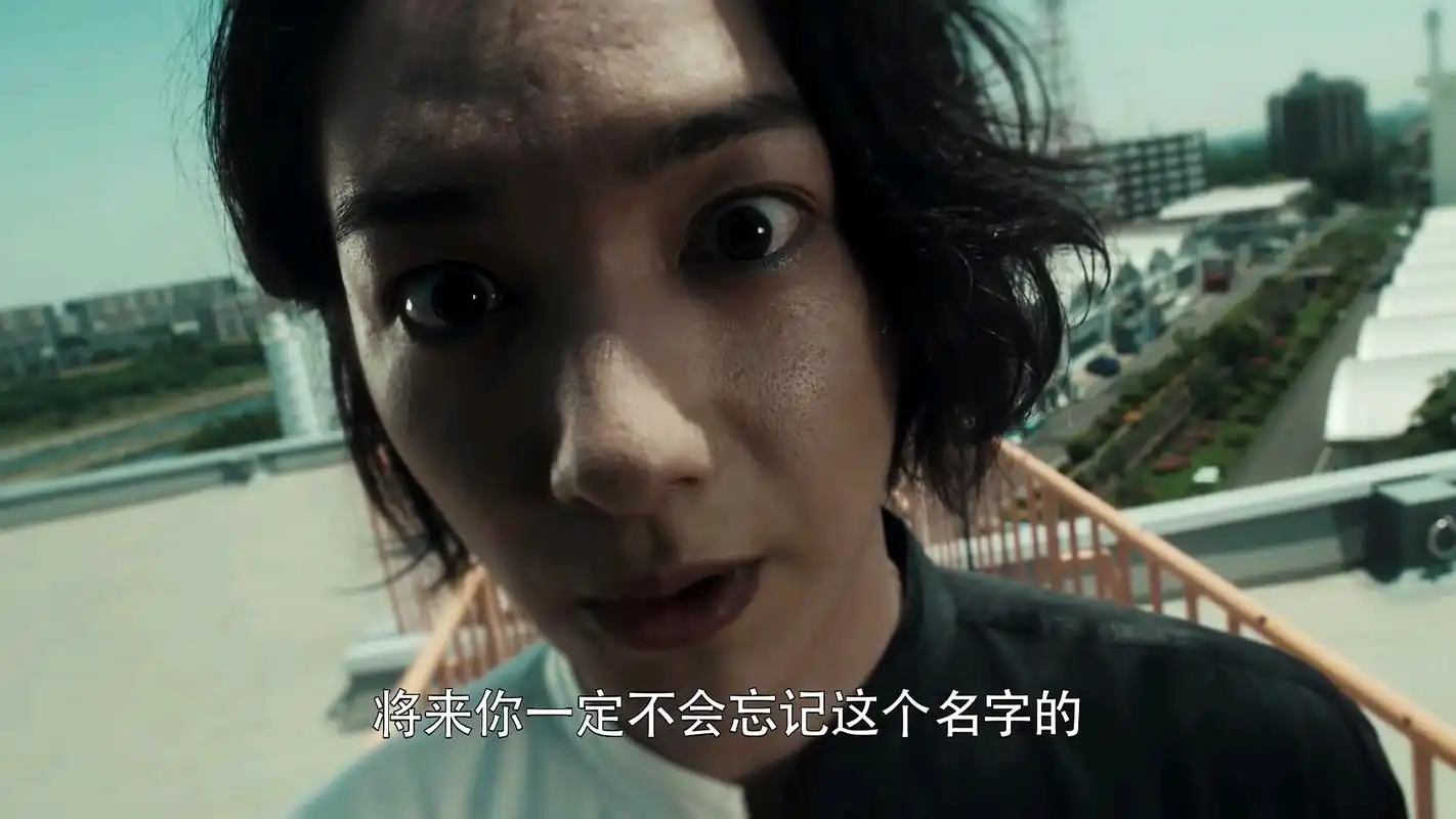 现在泰迦已经感受到了雾崎可能是托雷基亚,有人令他讨厌的感觉.