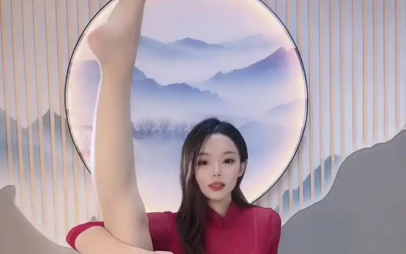 【dy录屏19】一字马跳舞小姐姐