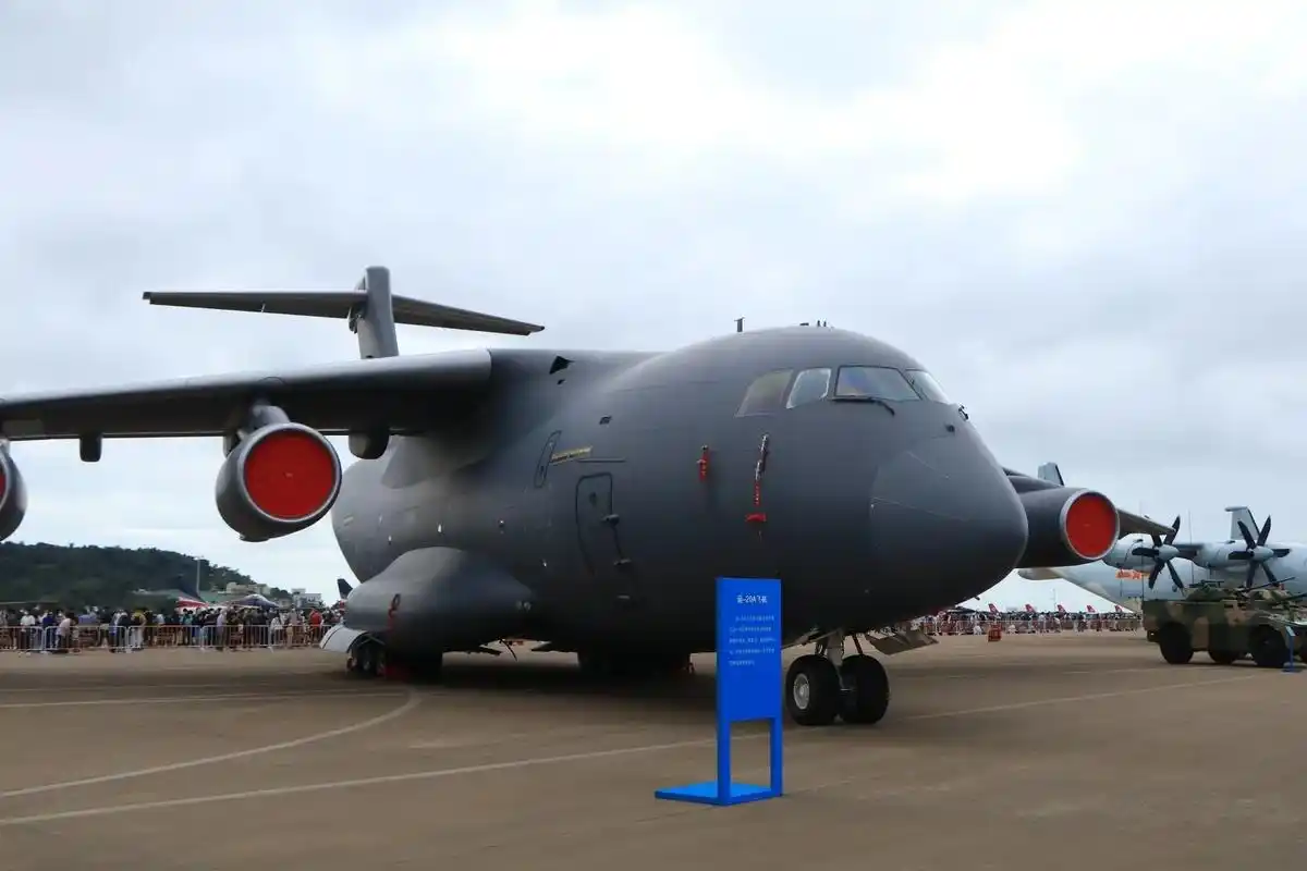 运20运输机.#图文伙伴计划 #大国重器 #军事科技 #珠海 - 抖音