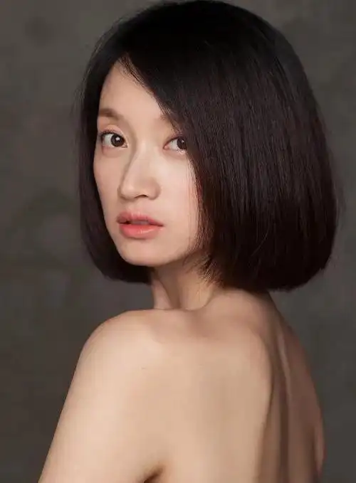 沈佳妮的个人资料简介(体操运动员转行当演员,30岁嫁29岁朱亚文生两女