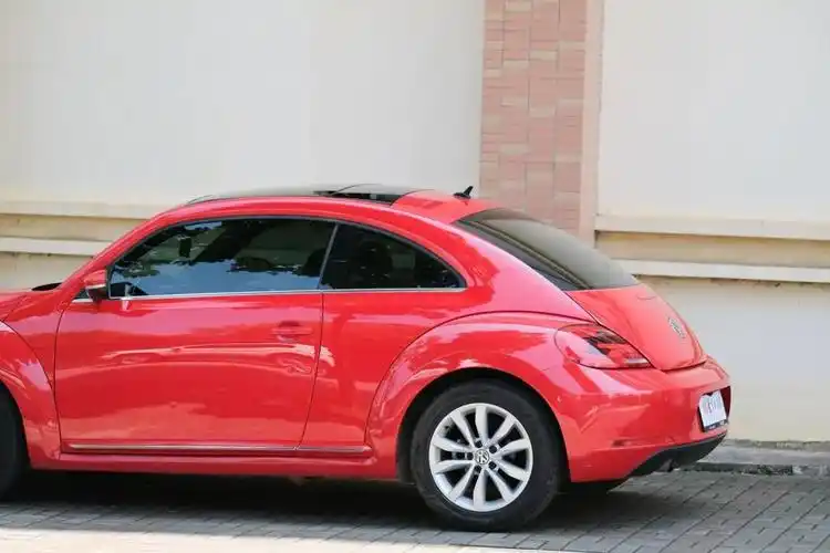 甲壳虫汽车报价及图片(大众甲壳虫汽车报价及图片)