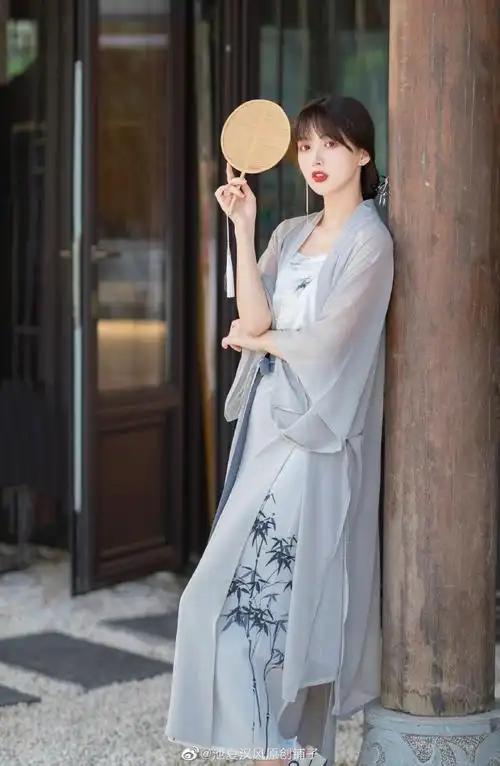 池夏汉服上新##池夏##池夏汉服##汉服上新##汉服上新图透##卷花啾酱