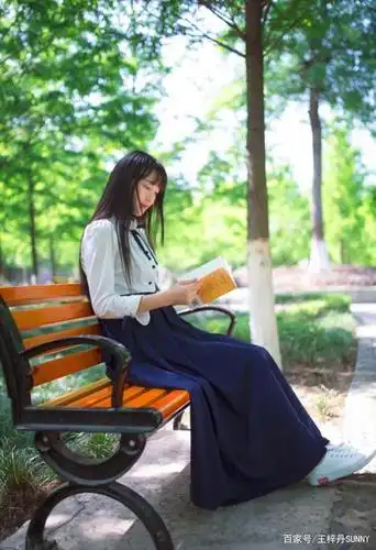 安静的女子,最是美好