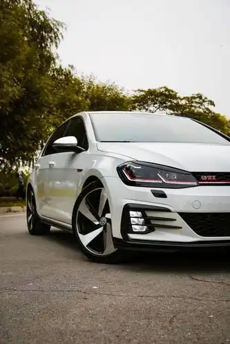 平民性能车——7.5代高尔夫gti