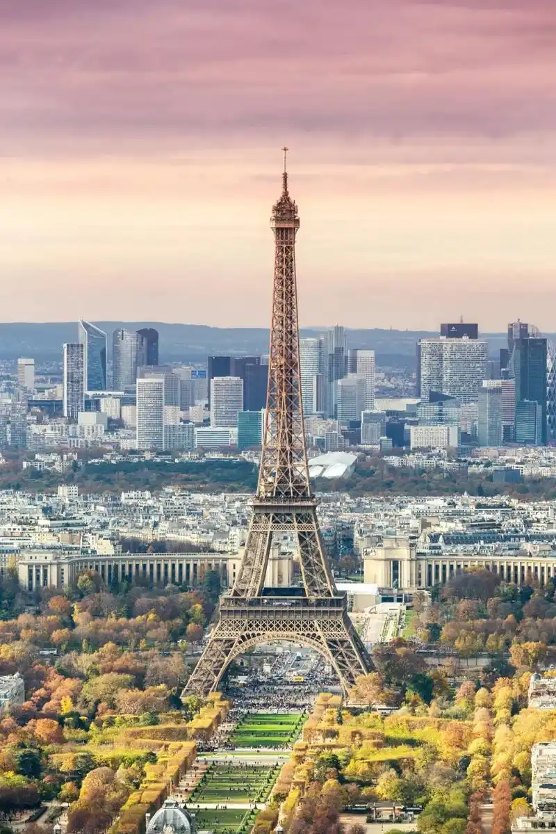 巴黎是一席流动的盛宴-国际在线