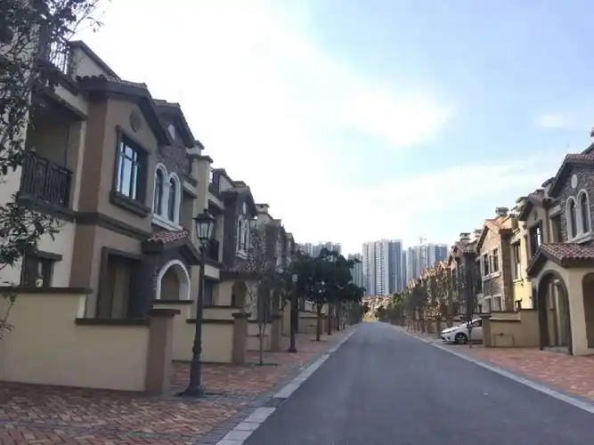 御江南别墅总价136万左右