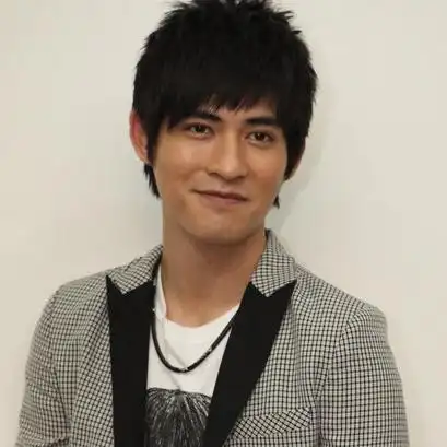 图周渝民短发出镜淡定透露结婚喜讯