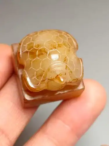 战汉图案印赏析-龟钮印鸟虫篆刘封