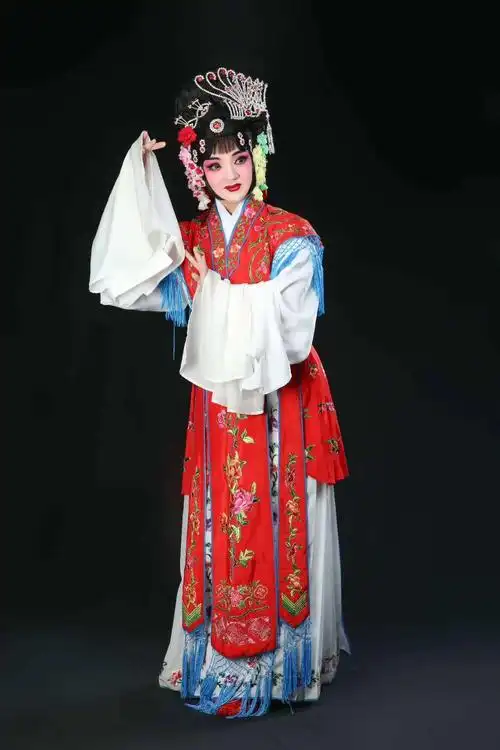 雯彤京剧红娘照
