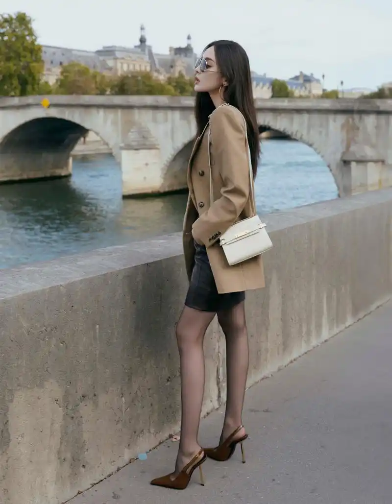 气质美女# #性感美女# #古力娜扎