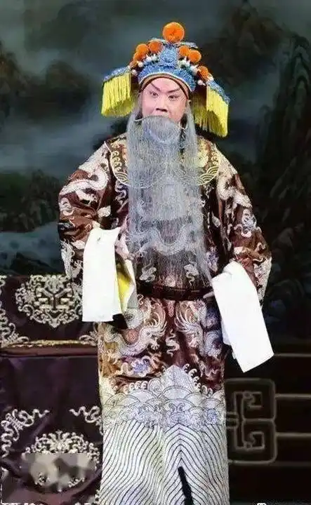 "关于京剧行头"(三) 盔头_专用_绒球_扎巾