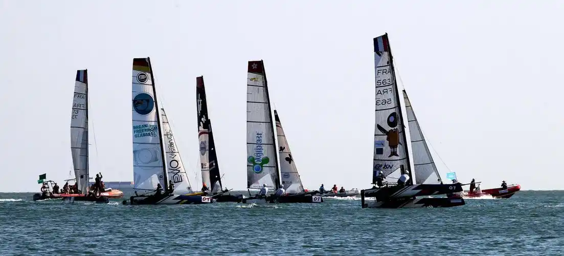 2018"玛泽润杯"极限帆船赛 青岛站比赛精彩瞬间 永林摄影