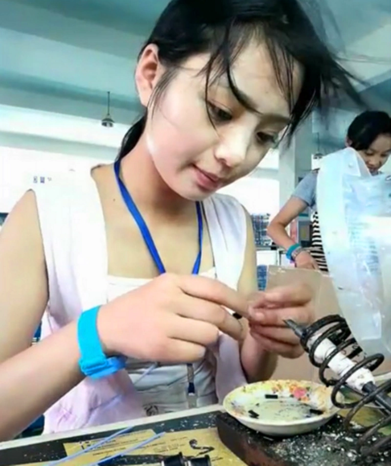 我是在深圳打工的湖南妹,嫁当地人月收房租21万,离婚后又来打工