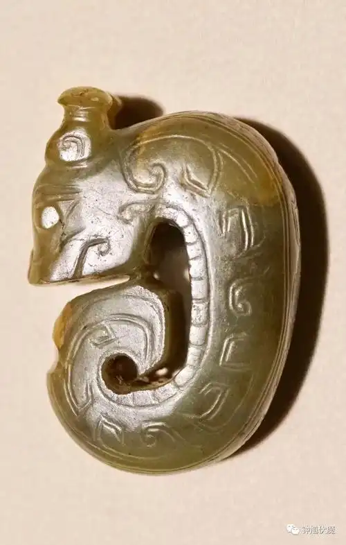 各种渠道去过全国很多省级考古所库房进行馆藏玉器上手学习体验活动