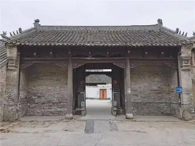 一,彭雪枫与余亚农会晤的地方1938年春,余亚农组建安徽抗日人民自卫军