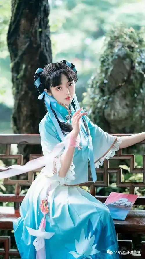 cos:王者荣耀同人西施cos正片@走路摇