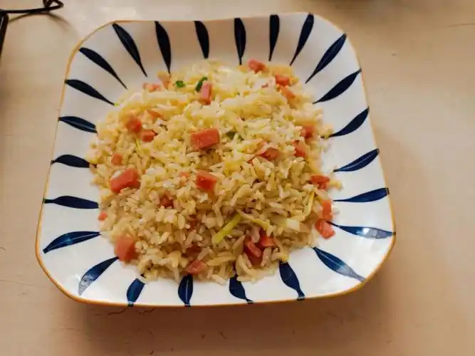 火腿蛋炒饭