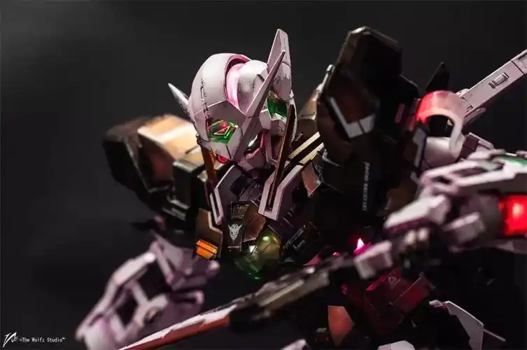 pg能天使,三红配色涂装,轻微战损旧化,爆帅!