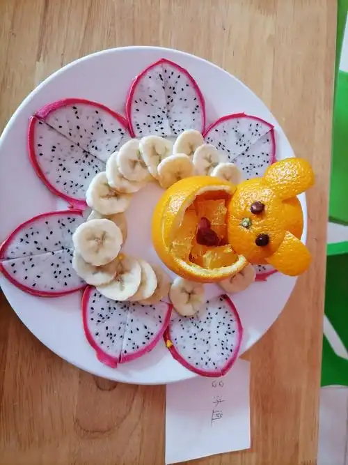 【临湖忆童幼儿园】——小小班《亲子水果拼盘大赛》投票开始啦