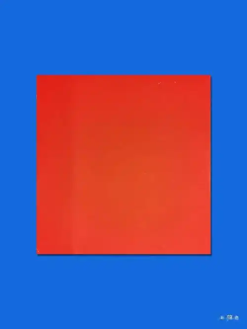 准备一张方形红纸