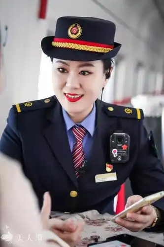 美人潭|职场女神 京焦一组列车长郑虹:和铁路一起长大的孩子