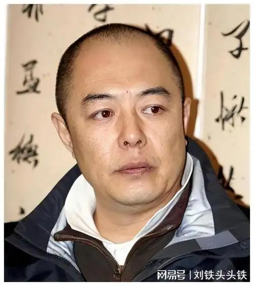 张铁林入英国籍抛弃发妻风流成性如今回国发展成人生赢家