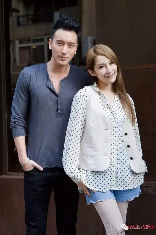 ifengvip)对照了一下萧亚轩恋爱的时间表,当时她的男友应该是王阳明