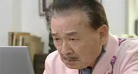 搞笑一家人奋力地highkick