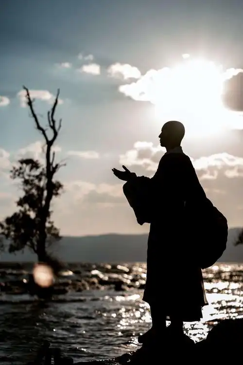 永遇乐       禅意