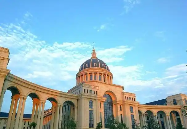 河南财经政法大学:引人注目的综合性大学