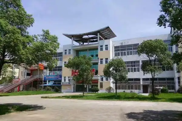 江西赣江技工学校(昌南校区)