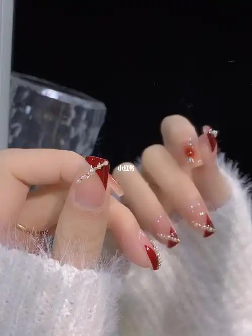 新年气质法式红色美甲