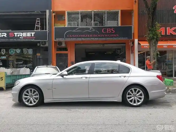 宝马7系老款改装wald大包围套件