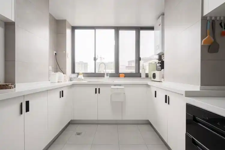 u字型厨房设计效果图