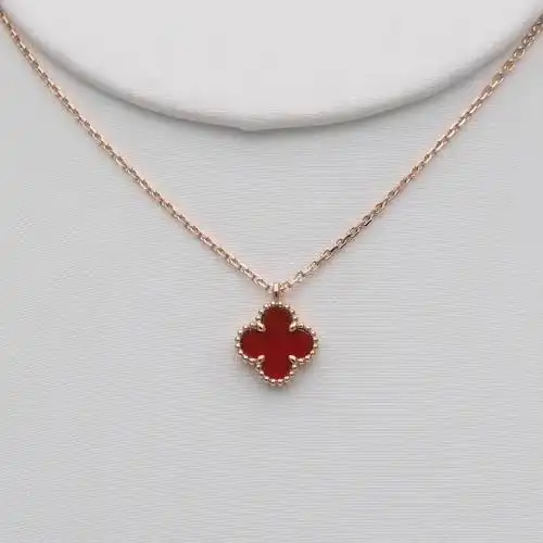 经典保值款  红色超级保值 现货1条 99新#vca梵克雅宝  #梵克雅宝