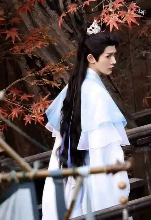 古装剧10男星卷发造型!