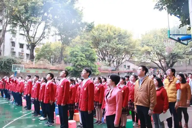 凝心聚力砥砺前行广州市一中外国语学校2018学年第二学期开学典礼