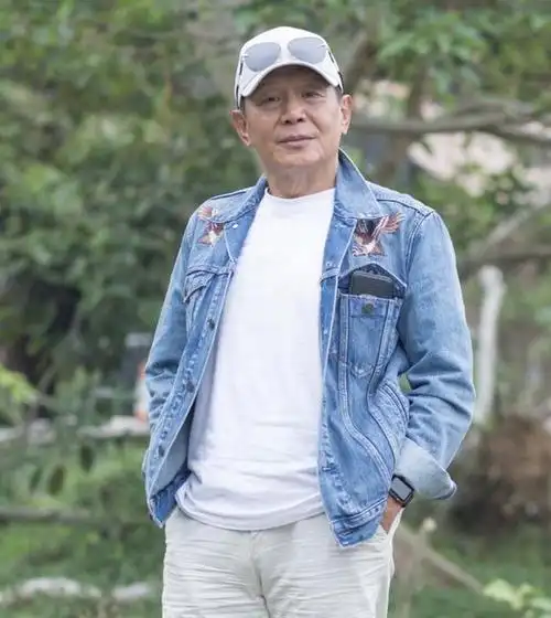 前亚视小生签tvb竟要从特约演员做起,老戏骨炜烈揭秘tvb用人制度