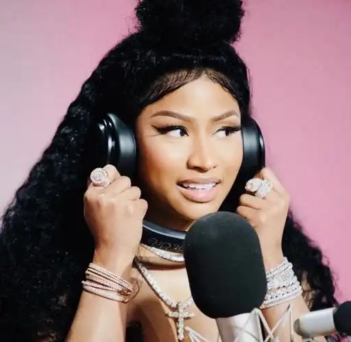 麻辣鸡nicki minaj 在 live 上透露……|live|queen_新浪新闻