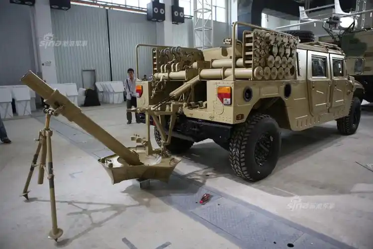 国产猛士越野车底盘120毫米口径机动迫击炮_高清图集_新浪网