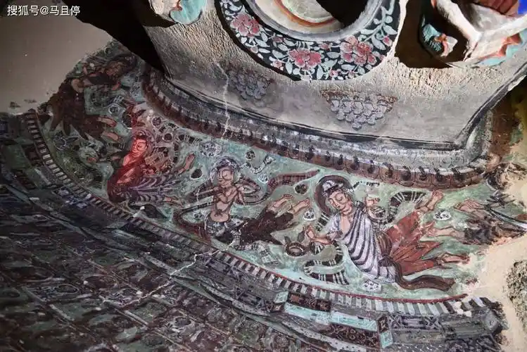火车穿省要15个小时,还是中国石窟艺术之乡_甘肃_壁画_莫高窟
