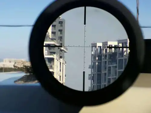 告诉你不为人知的瞄准镜的正确使用方式小知识