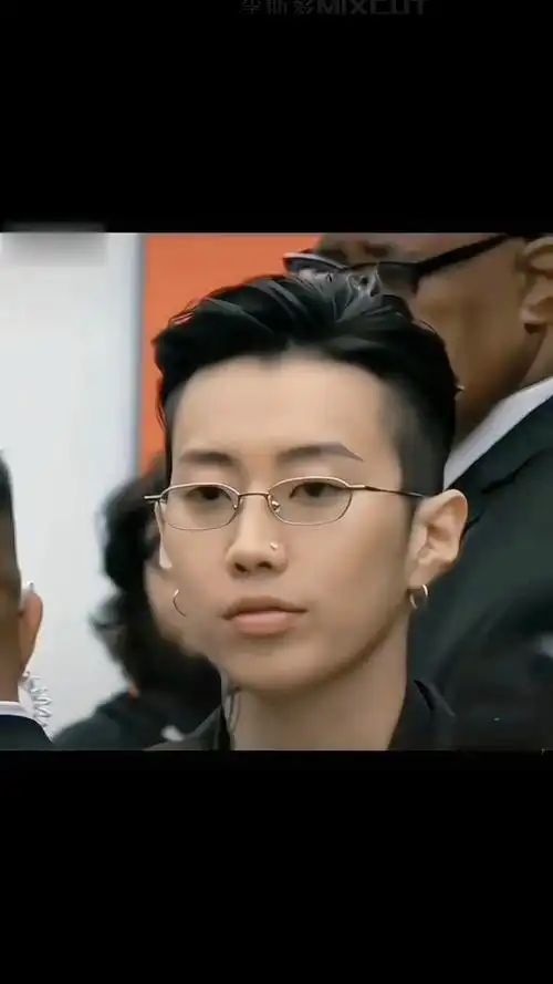 三七分王者朴宰范,曲够硬,人够帅