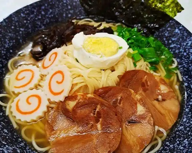 日式一乐拉面90的做法