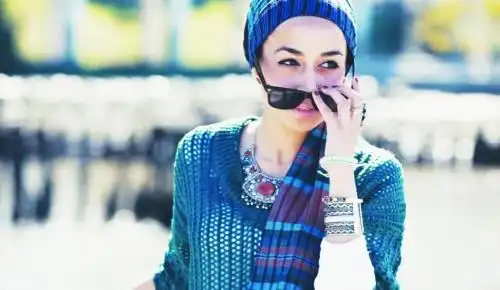 穆斯林头巾下的嬉皮风